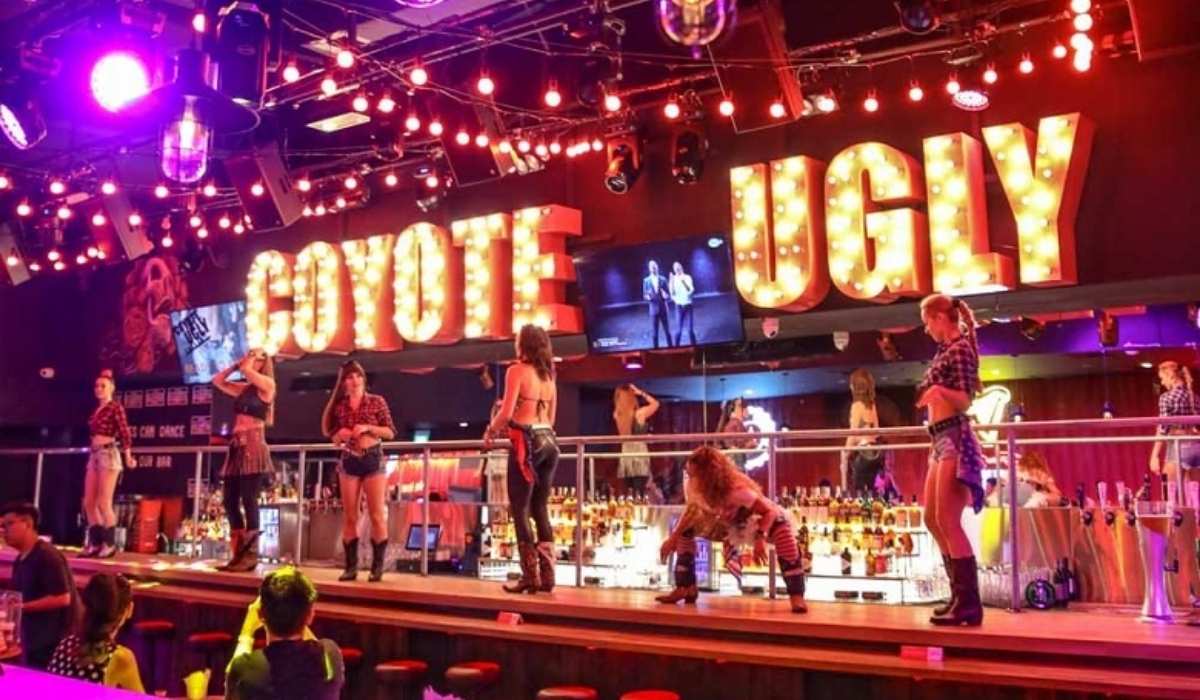 coyote ugly bar